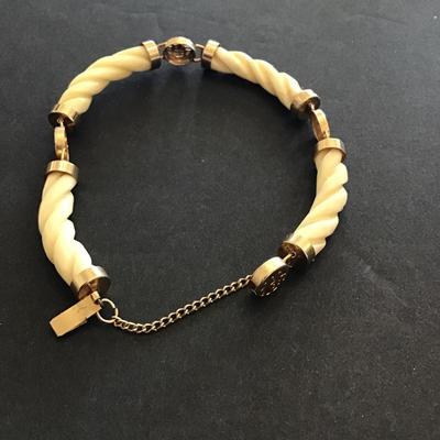 Vintage goldtone, twisted Lucite bracelet