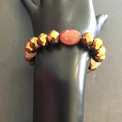 Gold tone glass Beaded Stretchy bracelet