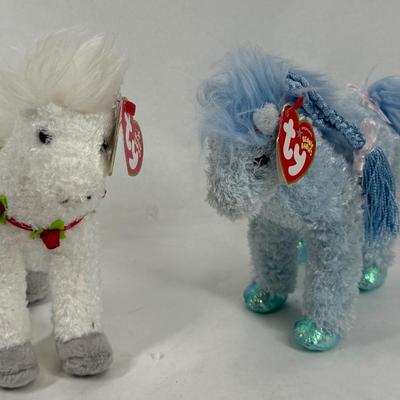 Sale Photo Thumbnail #355: In like new condition.