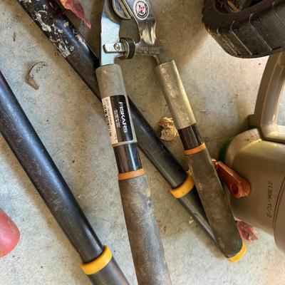 Yard Tools w/Stand & Nitrogen Fertilizer