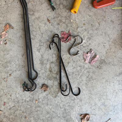 Yard Tools w/Stand & Nitrogen Fertilizer