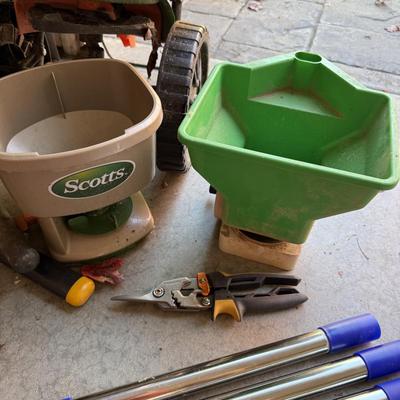Yard Tools w/Stand & Nitrogen Fertilizer
