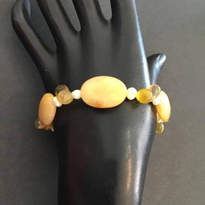 Vintage, polished stone and glass bead drops bracelet