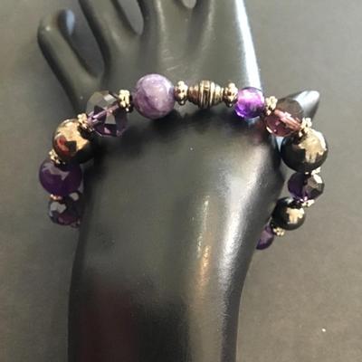 Very nice purple glass beaded and purple polished stone bracelet