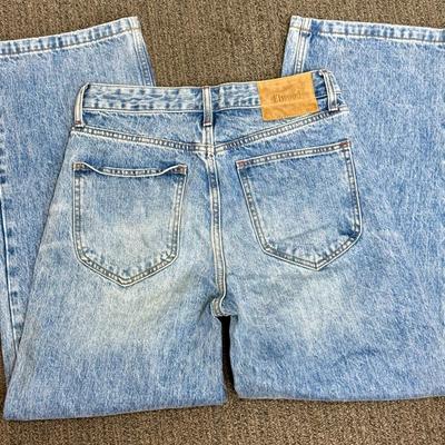 Sale Photo Thumbnail #385: In good used condition. 100% cotton.