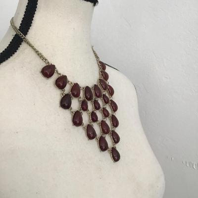Beautiful vintage ruby red Polished jade bib necklace
