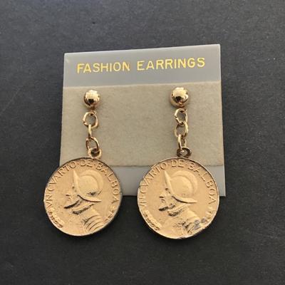 Gold tone coin fashion earrings