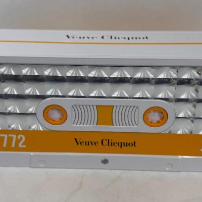 Sale Photo Thumbnail #412: In good vintage condition.