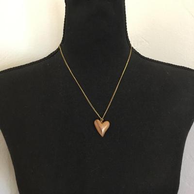 Super cute, hollow wood, heart pendant, gold tone, chain necklace