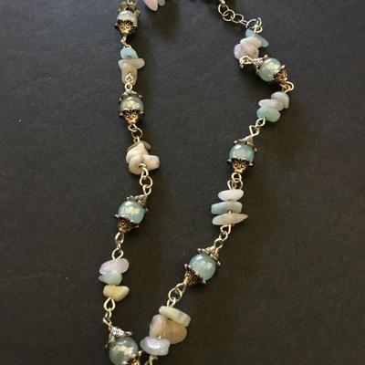 Beautiful gemstone and Silvertone toggle necklace. Healing stone necklace. Very nice very beautiful.