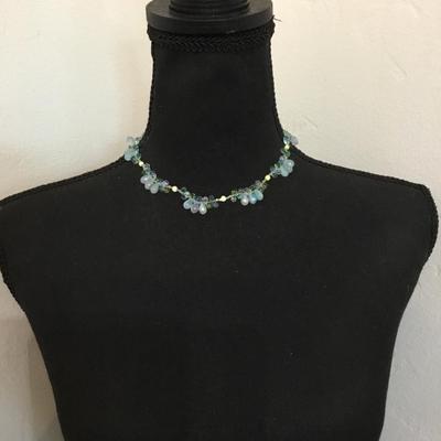 Beautiful designer donna Beth Mitchell gorgeous open, White moon stone, glass, bead collar necklace