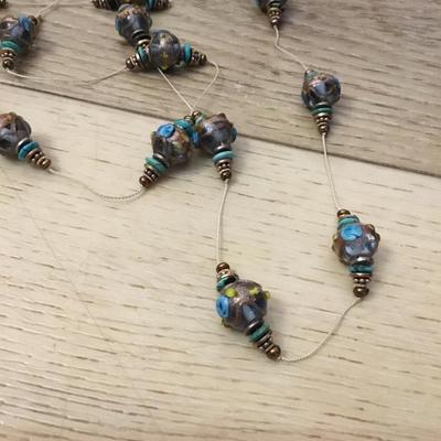 Beautiful vintage wedding cake glass bead necklace