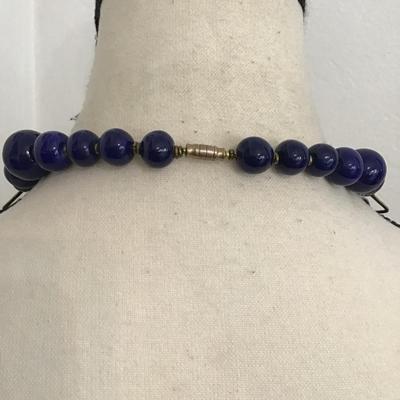 Beautiful Blue glass beaded vintage necklace