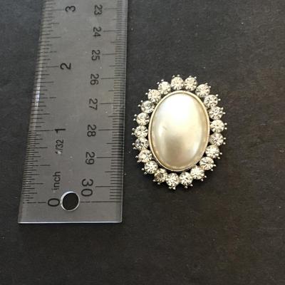 Vintage, fashion, statement, brooch