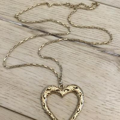 Vintage satin, gold, toned, heart pendant necklace