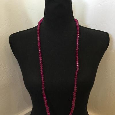 Beautiful, hot pink, purple glass bead necklace