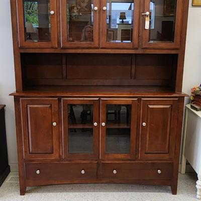 China Hutch - Hom Furniture