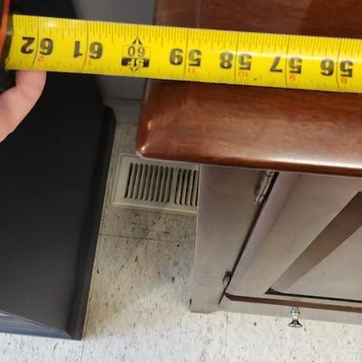 China Hutch - Hom Furniture