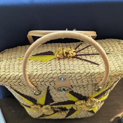 Sale Photo Thumbnail #361