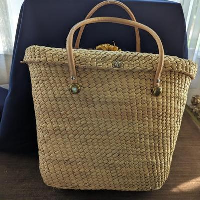 Sale Photo Thumbnail #358