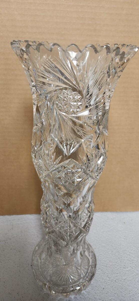 Sale Photo Thumbnail #99: Mammoth vase. Holy crow...beautifully cut crystal probably Czech