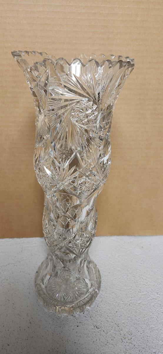 Sale Photo Thumbnail #101: Mammoth vase. Holy crow...beautifully cut crystal probably Czech