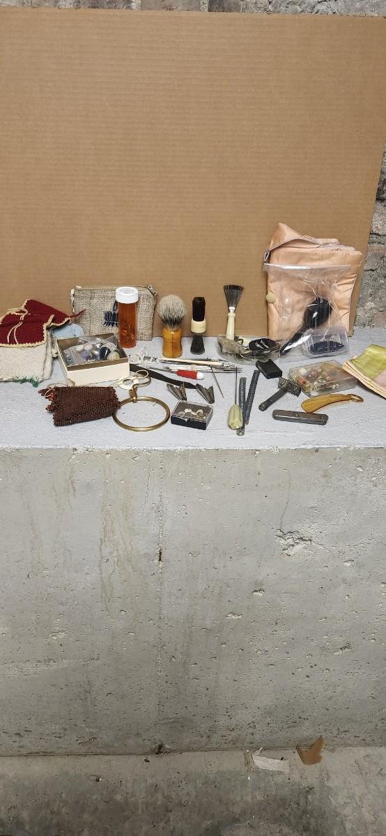 Sale Photo Thumbnail #121: Idk it seemed to kind of all go together until I need to write a description. The buckles!!!