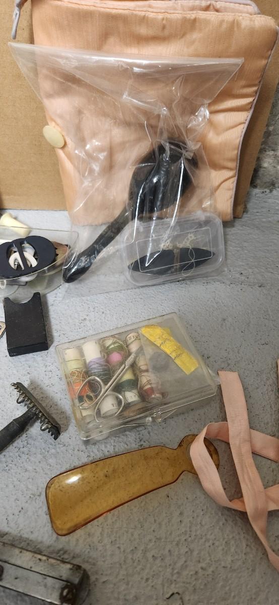 Sale Photo Thumbnail #123: Idk it seemed to kind of all go together until I need to write a description. The buckles!!!