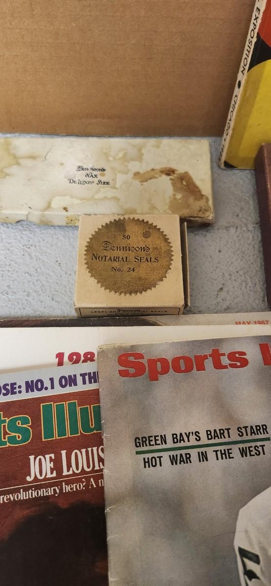 Sale Photo Thumbnail #166: Neat old leather box, old readers digest and magazines etc
