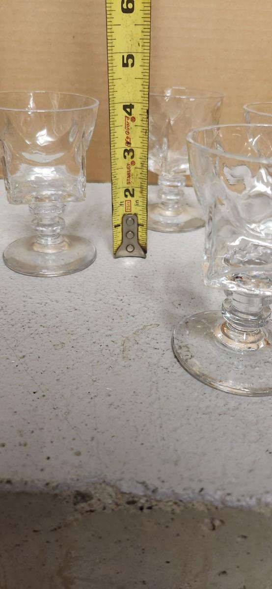 Sale Photo Thumbnail #212: 5 amber Seneca driftwood tumblers and 4 awesome cube glasses...one is chippy