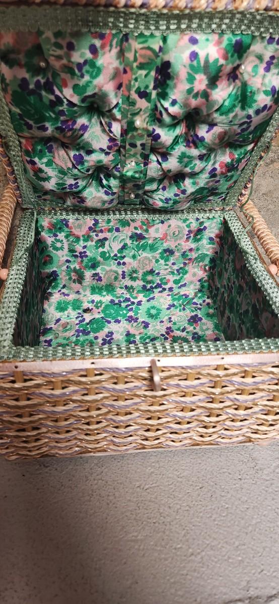 Sale Photo Thumbnail #248: Sewing box, pioneer woman bowl and more