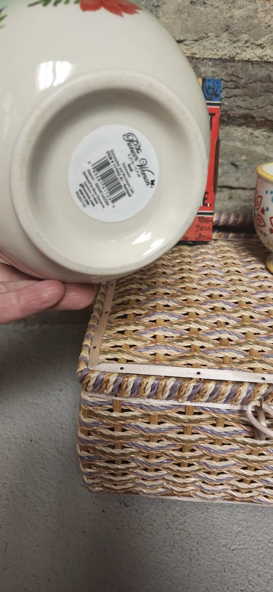 Sale Photo Thumbnail #245: Sewing box, pioneer woman bowl and more