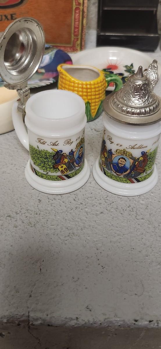 Sale Photo Thumbnail #259: Misc vintage souvenir lot