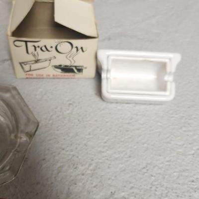Ashtray lot