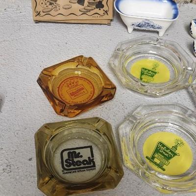 Ashtray lot