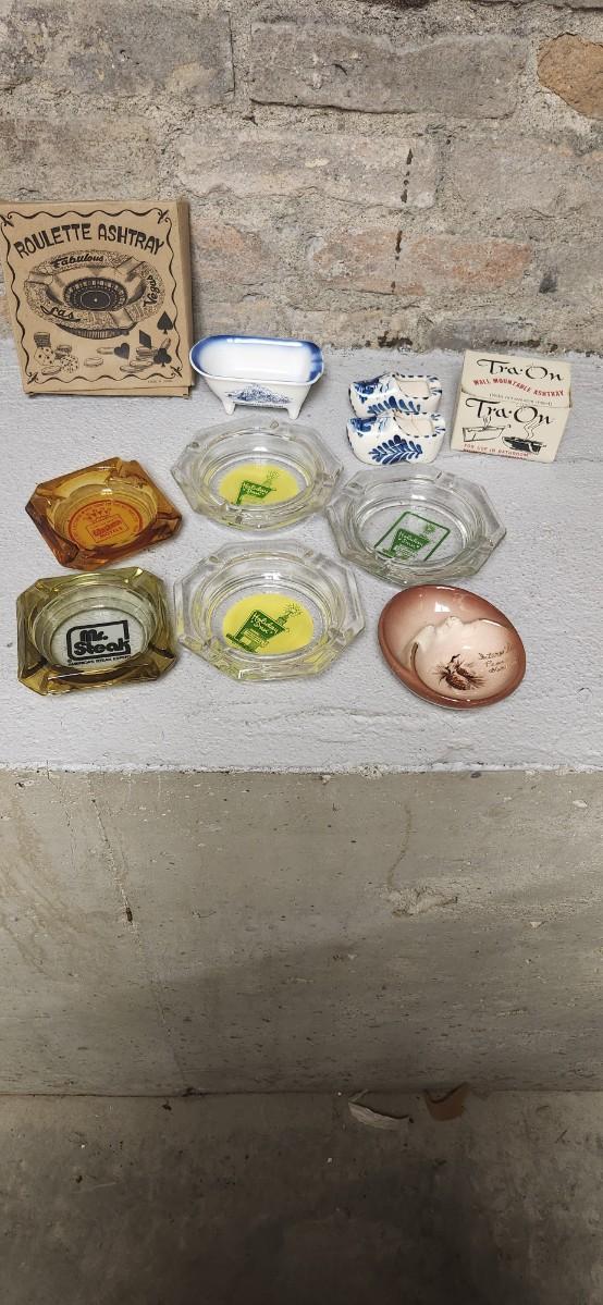 Sale Photo Thumbnail #272: I can just about smell those hotel rooms!!!