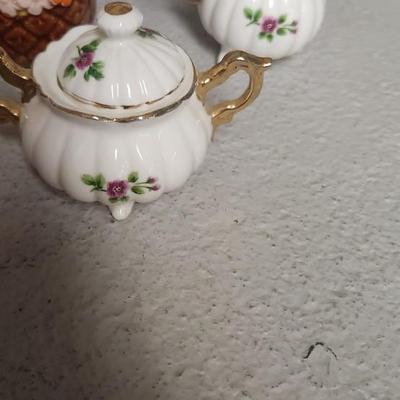 Pouring vessels - minis