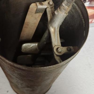 Antique kitchen stuff - krumkake iron