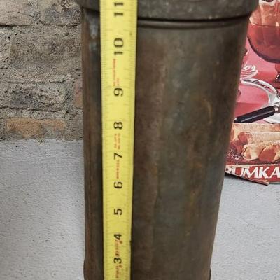 Antique kitchen stuff - krumkake iron