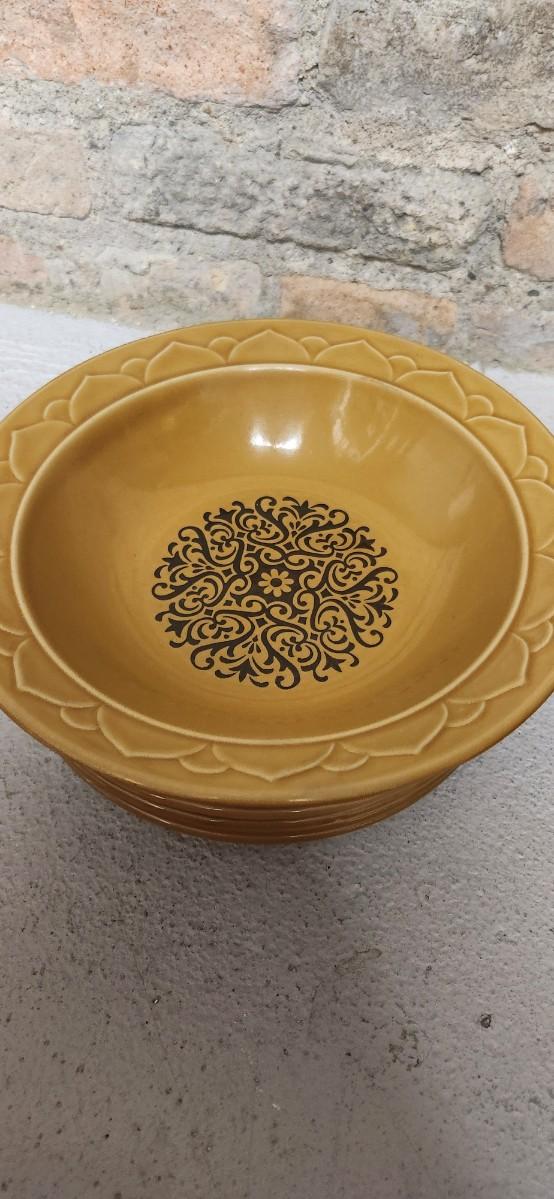 Sale Photo Thumbnail #315: Misc pieces of Golden Seville Dishes