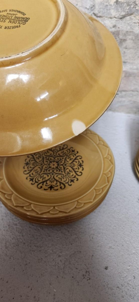 Sale Photo Thumbnail #316: Misc pieces of Golden Seville Dishes