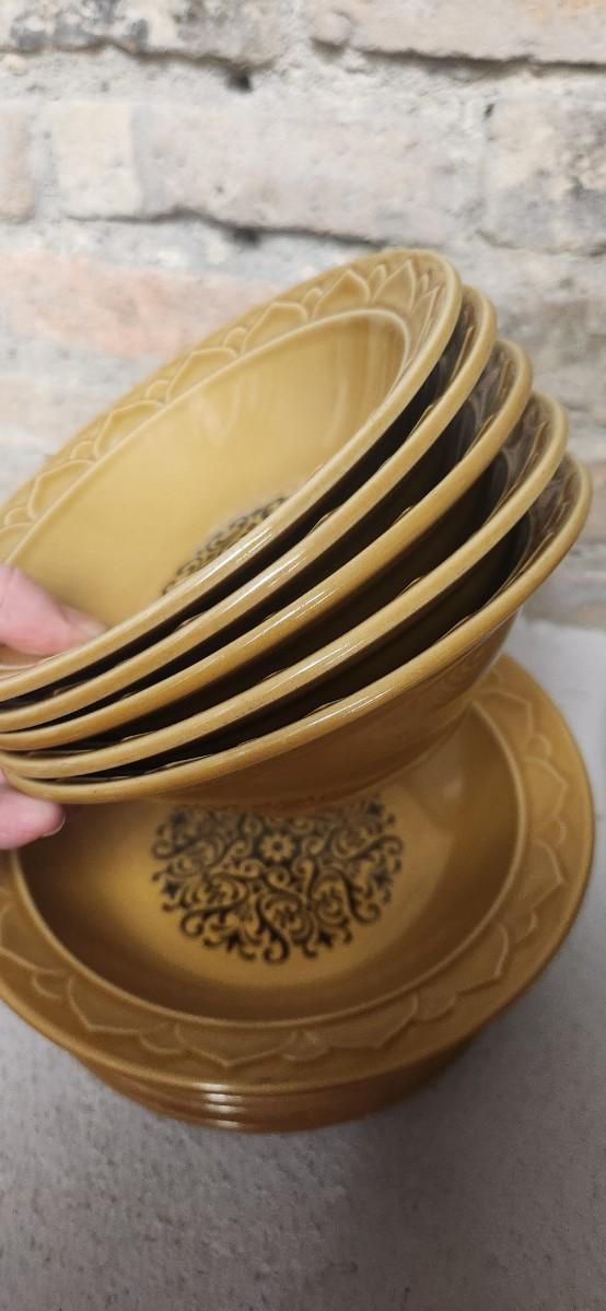 Sale Photo Thumbnail #314: Misc pieces of Golden Seville Dishes