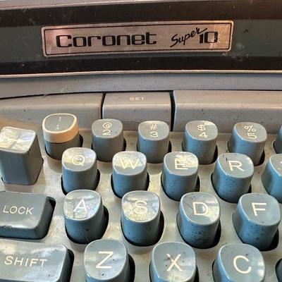 Vintage Smith-Corona Coronet Super 10 Electric Typewriter w/ Case
