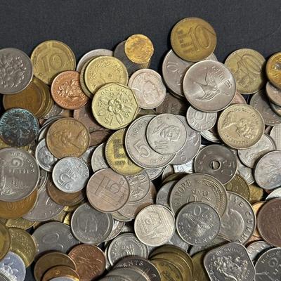 FOREIGN COINS FROM AROUND THE WORLD