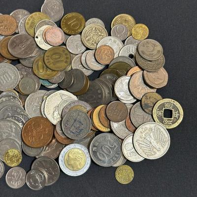 FOREIGN COINS FROM AROUND THE WORLD