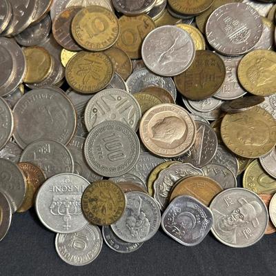 FOREIGN COINS FROM AROUND THE WORLD