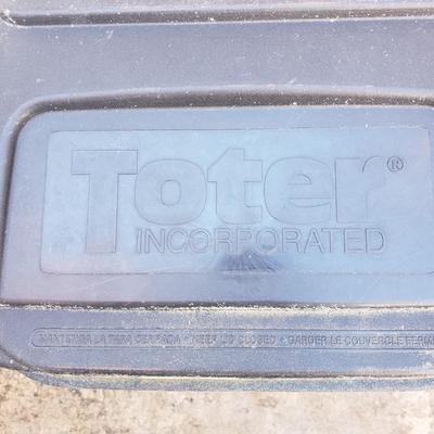 Rubbermaid, Toter, Metal Trash Cans and More (G-KD)