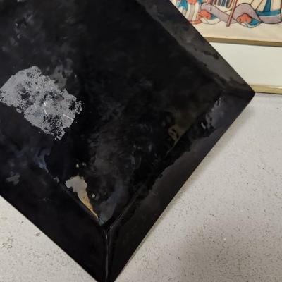 Asian decor - cracked glass