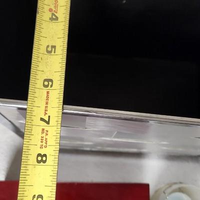 Misc decor - tissue holder and waster basket