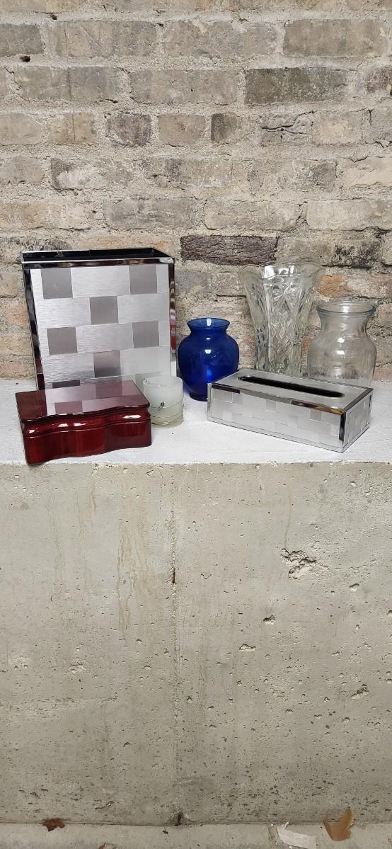 Sale Photo Thumbnail #346: Interesting lot of misc stuff. Waste basket and tissue holder are quite nice